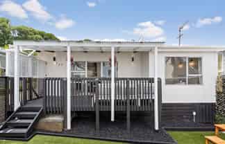 2/24 Arthur Street, Onehunga