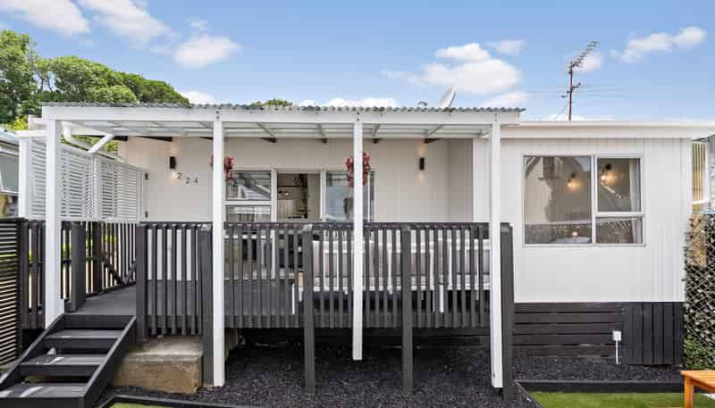 2/24 Arthur Street, Onehunga