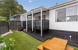 2/24 Arthur Street, Onehunga