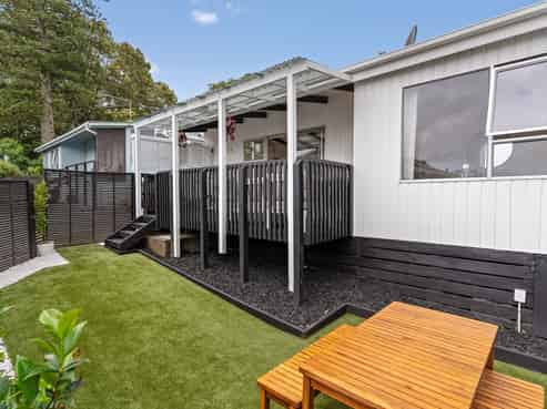 2/24 Arthur Street, Onehunga