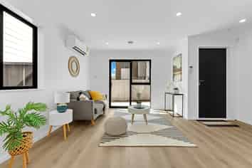 8B Gardiner Grove, Mangere East