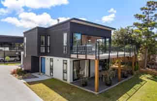 19 Silverton Avenue, Waiotaiki Bay