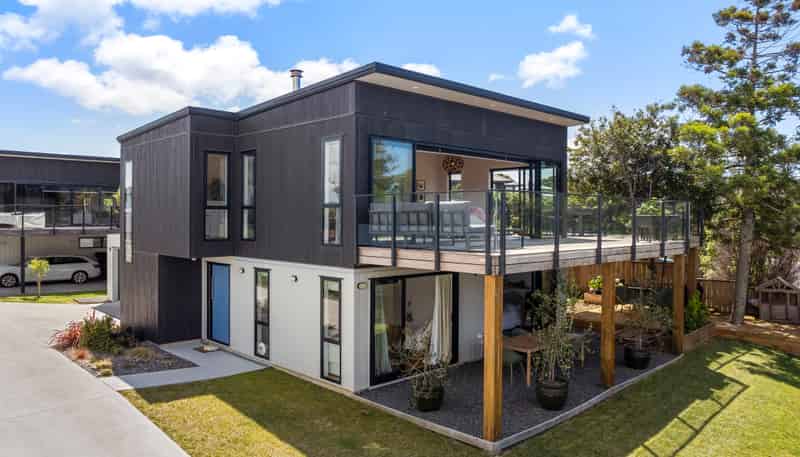 19 Silverton Avenue, Waiotaiki Bay