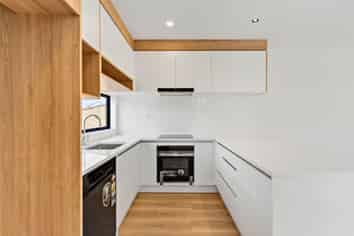 5/17 Henwood Road, Mangere East