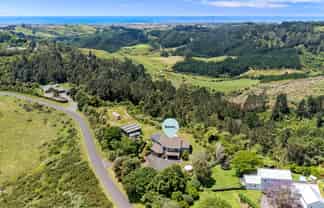 195 Rocky Cutting Road, Welcome Bay