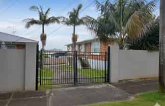 2/49 Grey Street, Onehunga