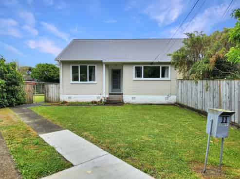 11 Frickleton Grove, Waterloo