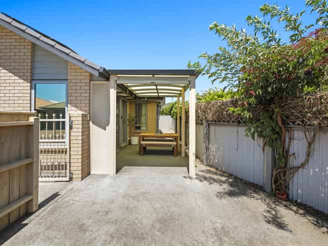 48 Adams Lane, Springlands