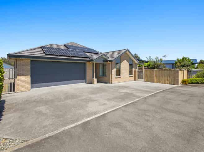 48 Adams Lane, Springlands