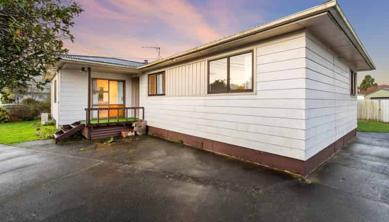 24 Resolute Way, Papakura