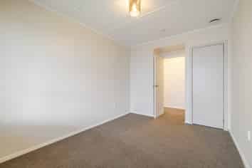 12 Keith Elliott Street, Feilding