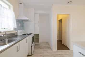 12 Keith Elliott Street, Feilding