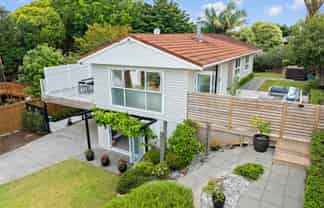 14 Chelmsford Avenue, Glendowie