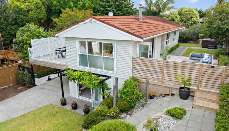 14 Chelmsford Avenue, Glendowie