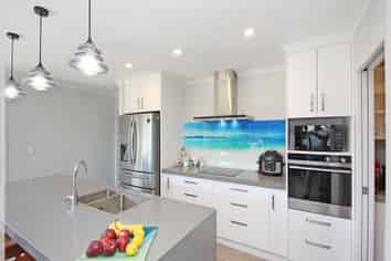 10 Story Street, FOXTON BEACH