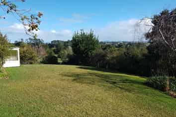 41 Anita, Mount Roskill