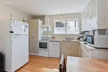 170 Shortland Street, Aranui