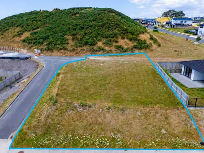 25 Te Hoiere Street, Aotea