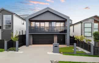 16 Pakirikiri Street, Long Bay