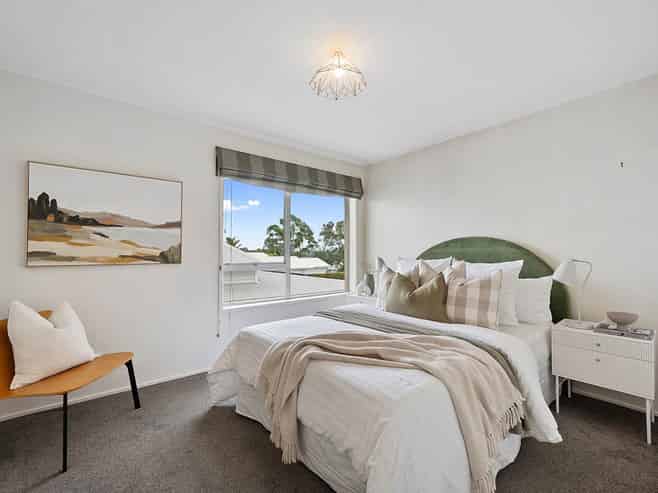 3/132 Victoria Road, Devonport