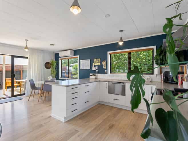 96 Milson Line, Milson