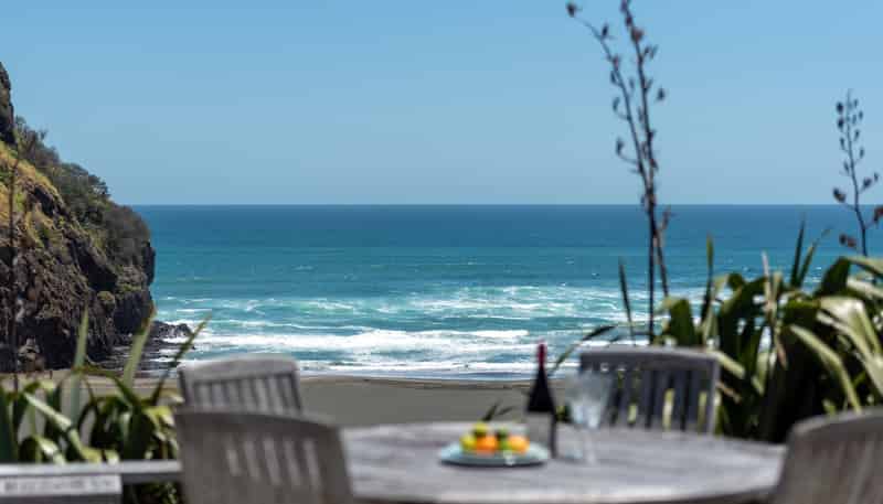 20 Garden Road, Piha