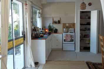 12c Davies Lane, New Plymouth