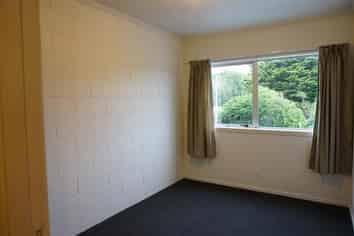 2/122 Herbert Street , Gladstone