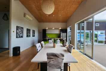 4 Ekuarangi Place, Oakura