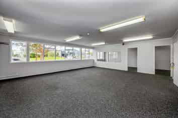 767M² INDUSTRIAL PREMISES
