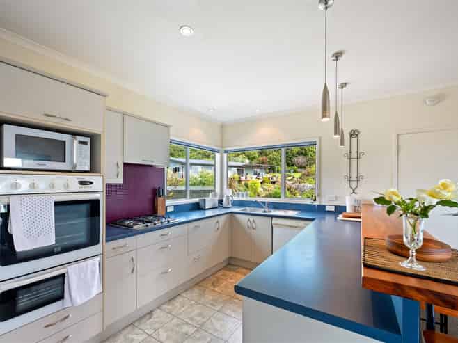 52 Bay Vista Drive, Pohara