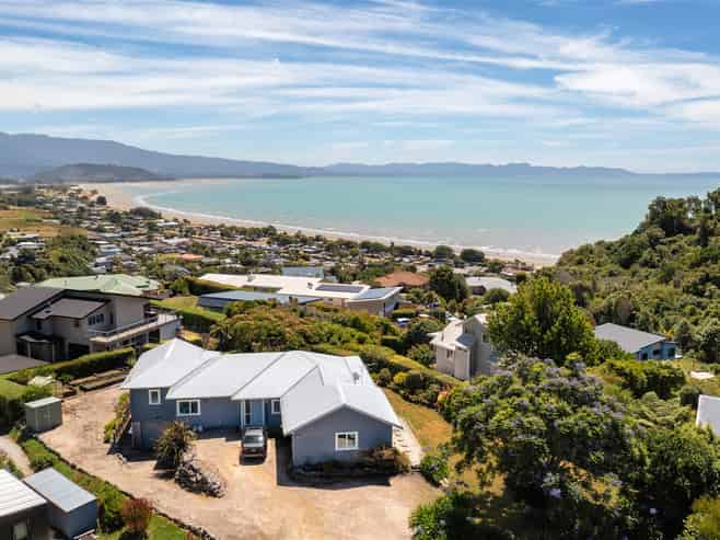 52 Bay Vista Drive, Pohara