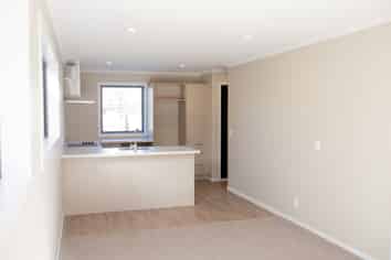 4/10 Marion Street, Silverstream