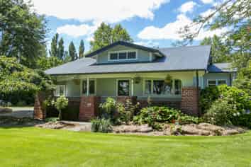 279 Longbeach Road, Willowby