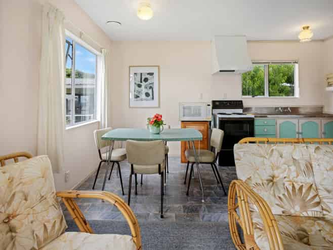 10 Taupo Bay Road, Taupo Bay