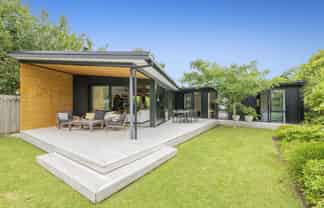 59 The Circle, Manly