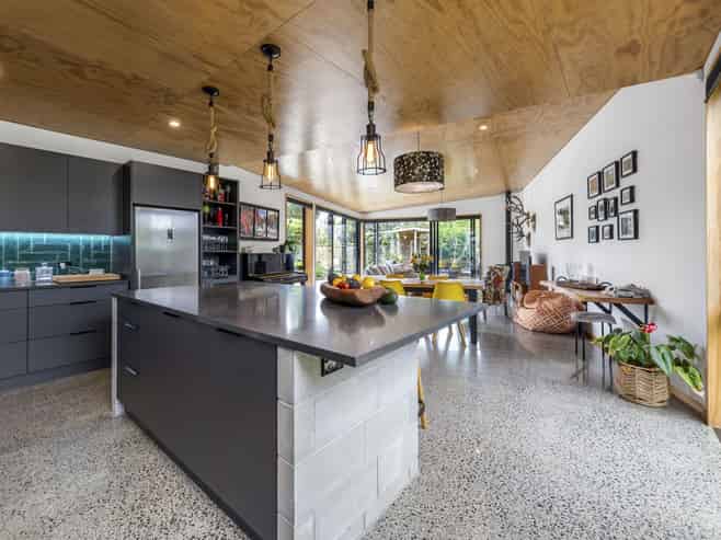 59 The Circle, Manly