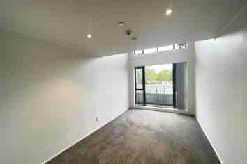 18B/30 Westward Ho Road, Kelston