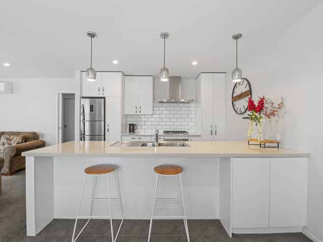 2 Dakota Place, Burleigh