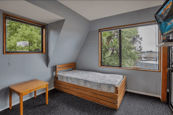 518 Linwood Avenue, Woolston