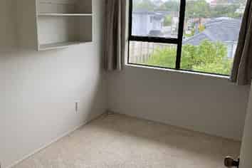 33a Becroft Drive, Forrest Hill