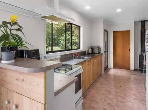 36 Draffin Road, Poroti