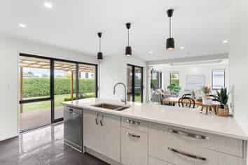 1 Dow Square, Wigram