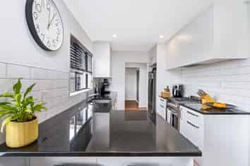 25 Westfield Avenue, TEMPLETON