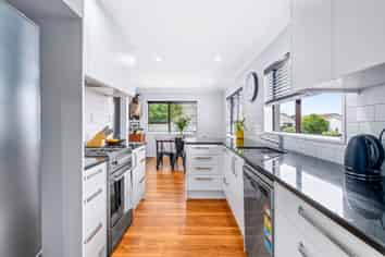 25 Westfield Avenue, TEMPLETON