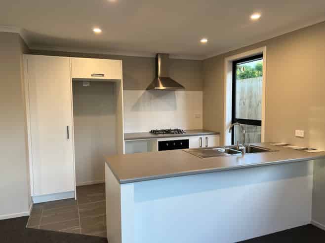 2/41 Kenney Crescent, Fairfield