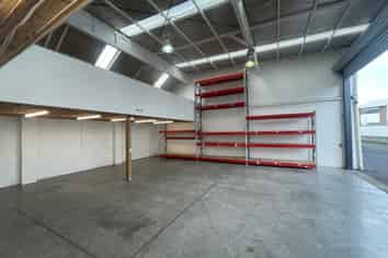 Industrial factory unit on Tironui