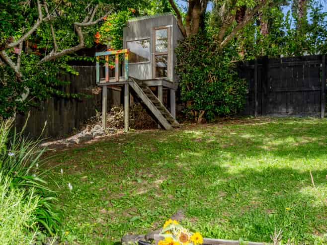 1/3 Glenvar Road, Torbay