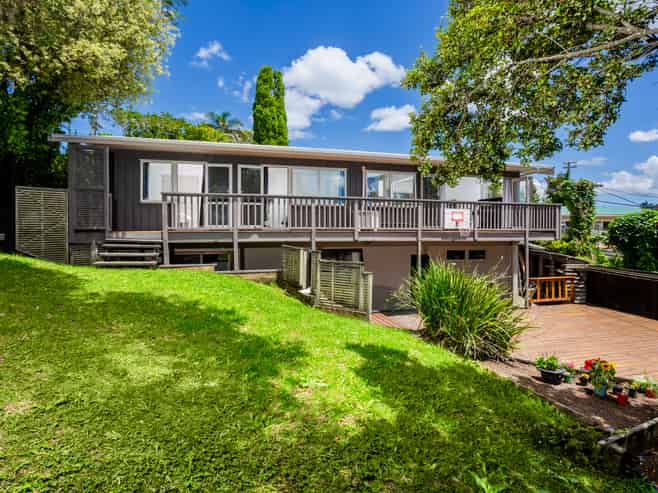 1/3 Glenvar Road, Torbay