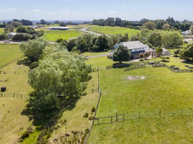 148 Watershed Road, Bunnythorpe